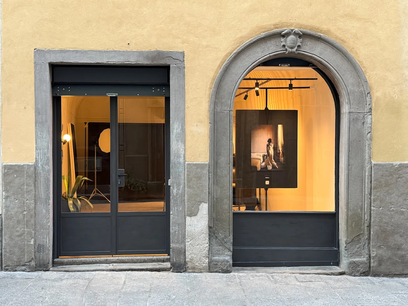 Veduta dell'ingresso di Spazio Q di Silvia Quadrini a Bergamo